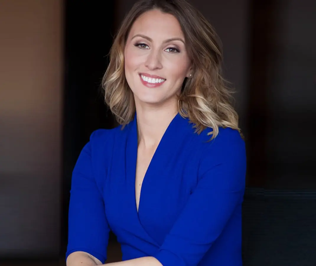 kombu-slider-meet-the-chiropractor-about-us-mobile Chiropractor Delmar NY Alicia Savino